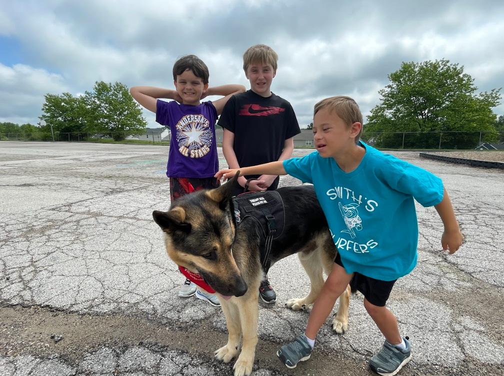  TJ with Lone Dell Elementary Students 